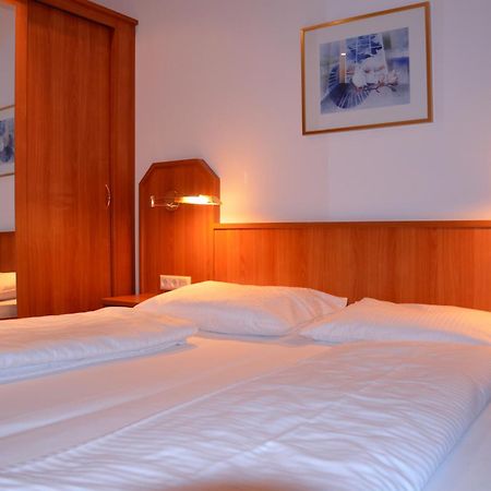 Hotel Haus Am Park Bad Homburg vor der Hohe Bagian luar foto