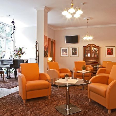 Hotel Haus Am Park Bad Homburg vor der Hohe Bagian luar foto